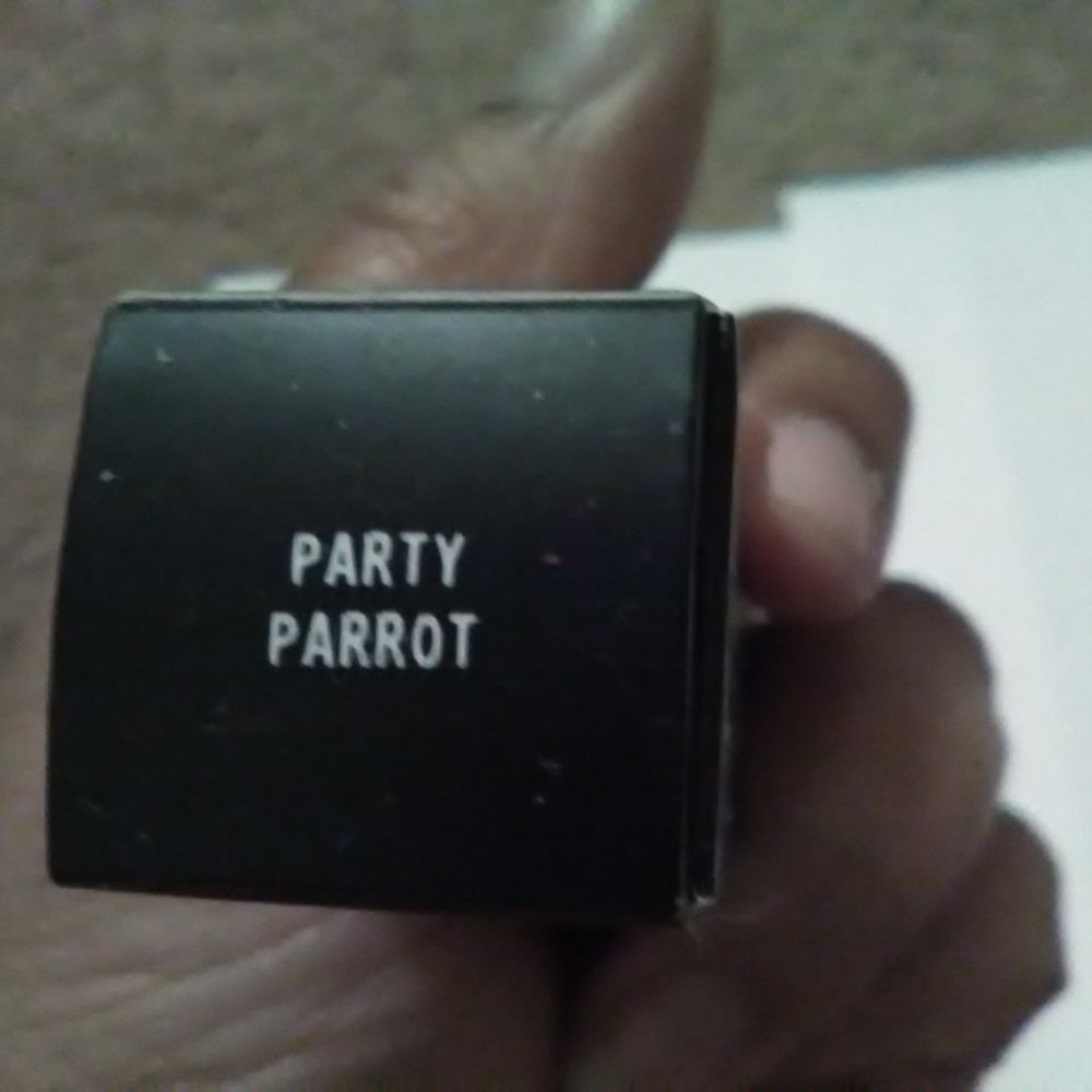 MAC lipstick Party Parrot